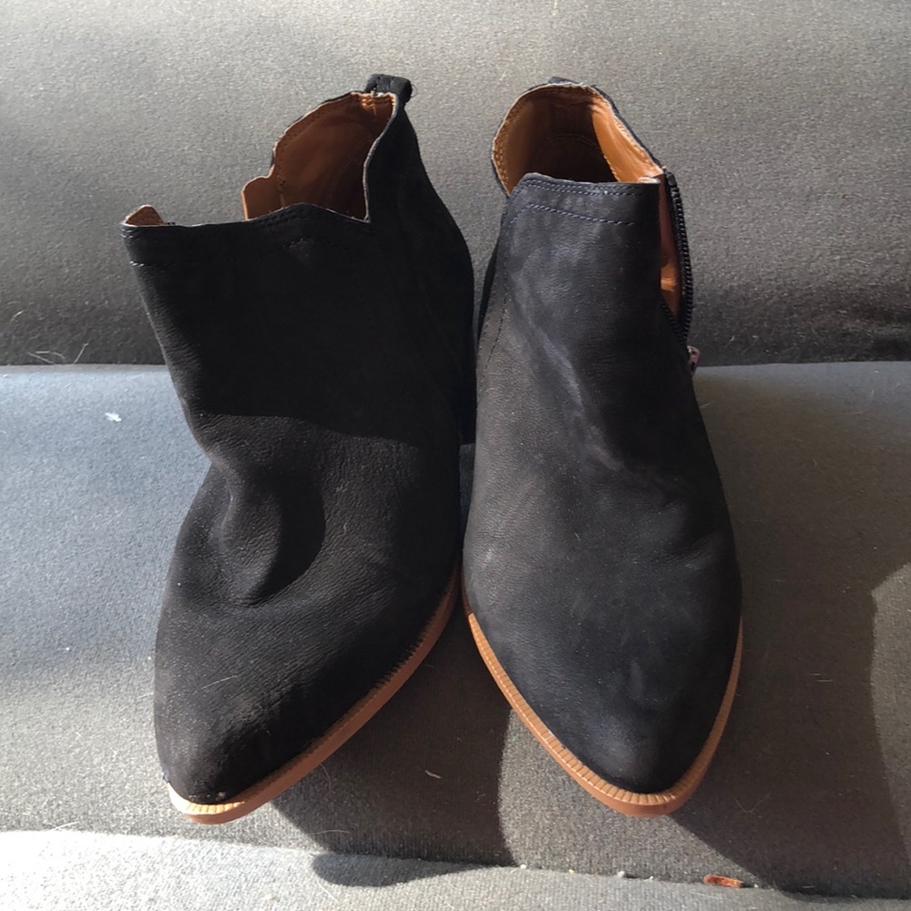 Black ankle booties